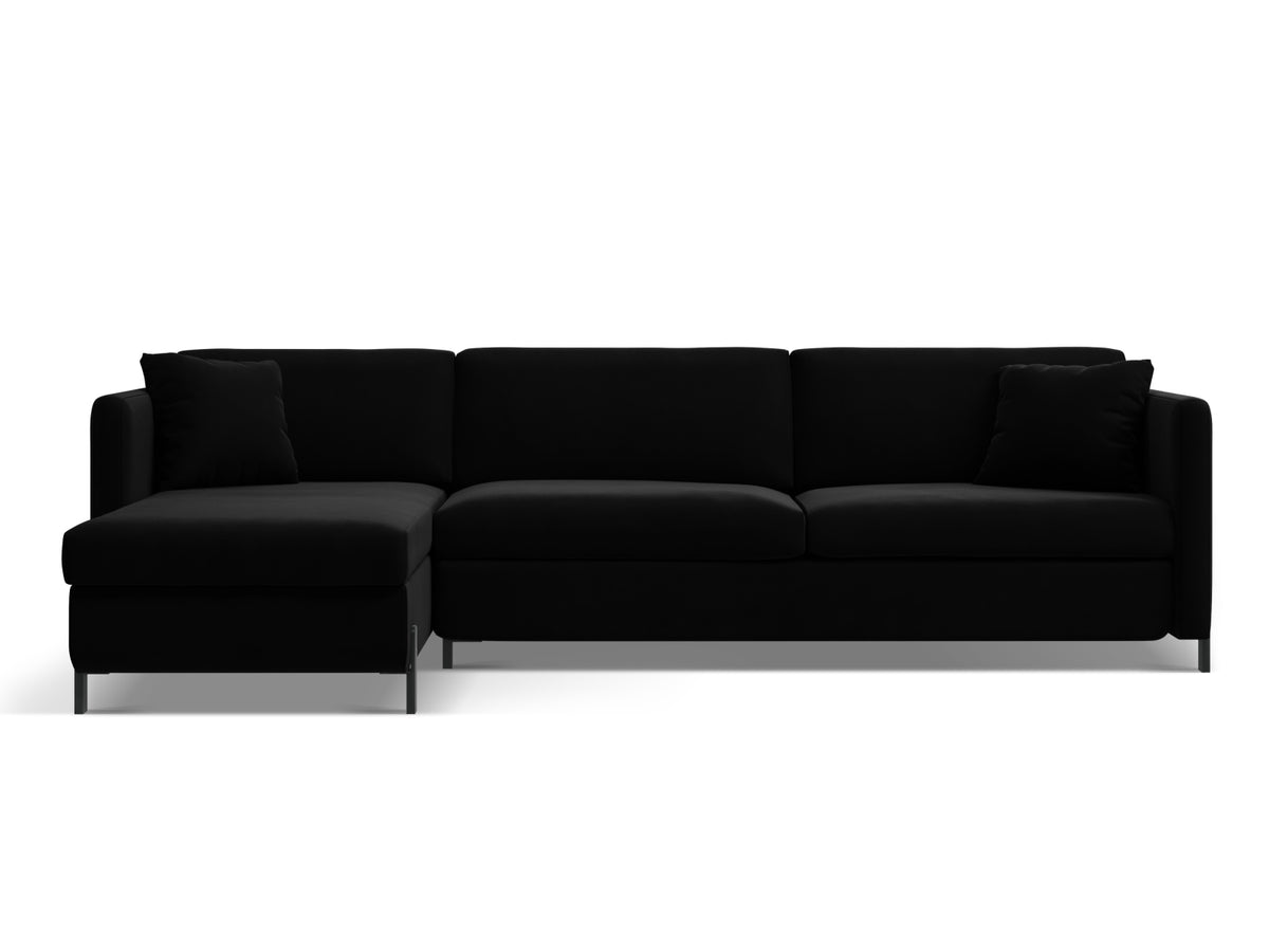 Gloria Velour links Ecksofa mit Schlaffunktion und Stauraum 4 Sitzer in Black-Salvador präsentiert im Onlineshop von KAQTU Design AG. Bettsofa links ist von Micadoni