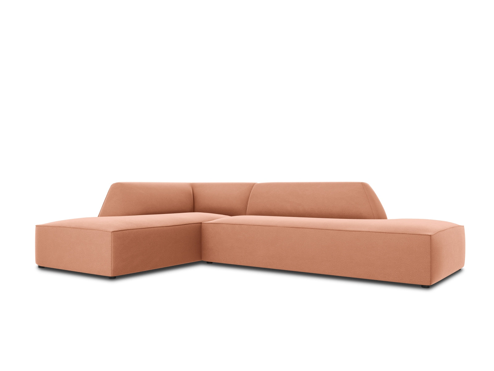 Entdecken Sie das Ruby Velour Ecksofa links von Micadoni – ein elegantes 4-Sitzer Sofa, das durch sein modulares Design und hohen Komfort besticht.