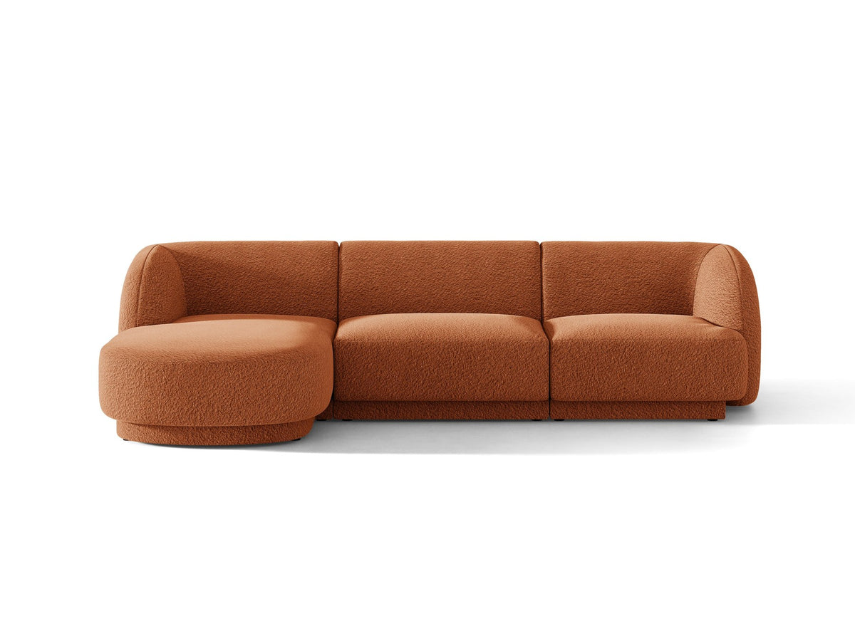 Miley Linkes Ecksofa von Micadoni, L-Sofa links in Dunkelbeige mit Bluvel-Stoffbezug und schwarzen Kunststoffbeinen, Frontalansicht.