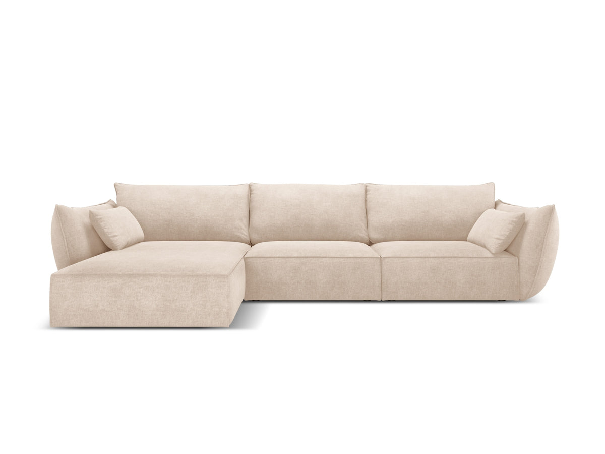 Kaelle Ecksofa links 4 Sitzer in Beige-Over The Horizon präsentiert im Onlineshop von KAQTU Design AG. L-Sofa links ist von Micadoni