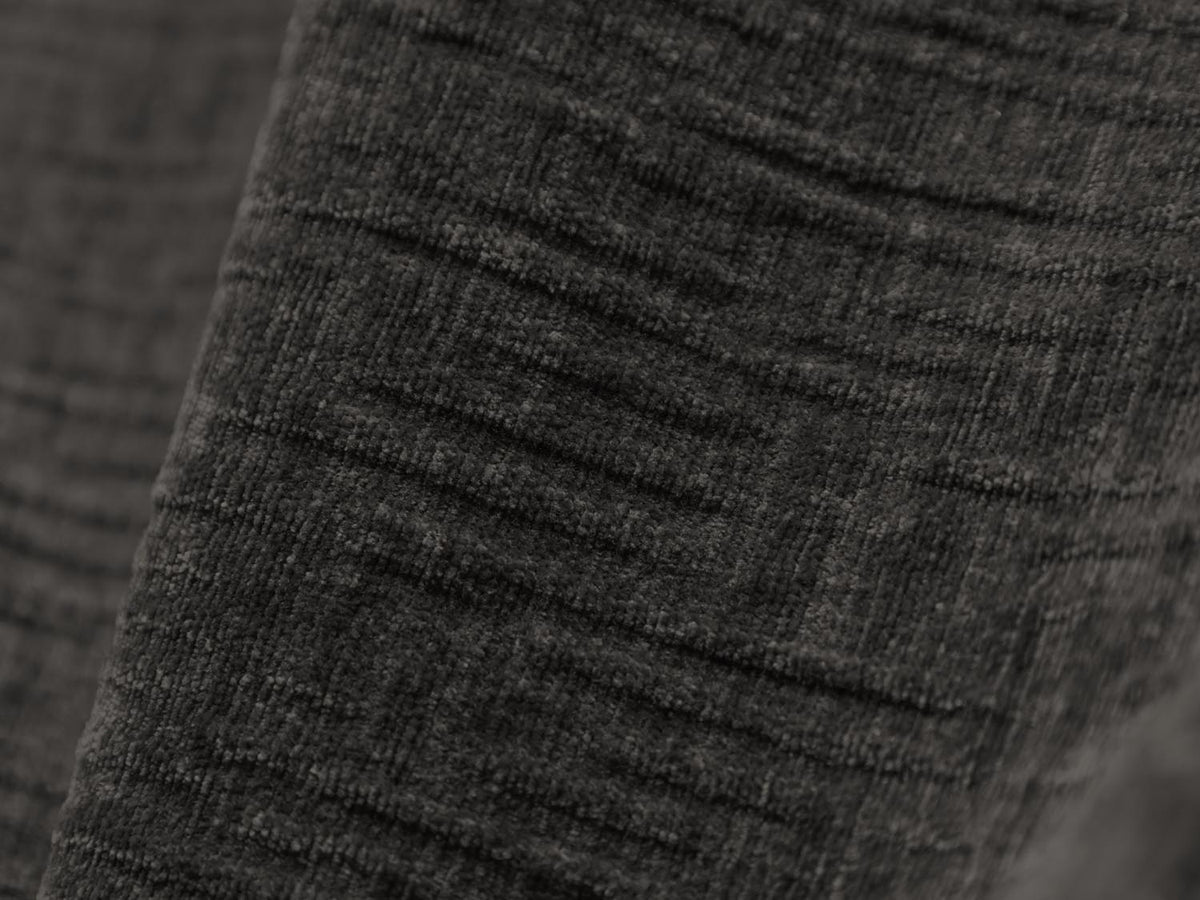 Kaelle Ecksofa links 4 Sitzer in Dark Grey-Over The Horizon präsentiert im Onlineshop von KAQTU Design AG. L-Sofa links ist von Micadoni