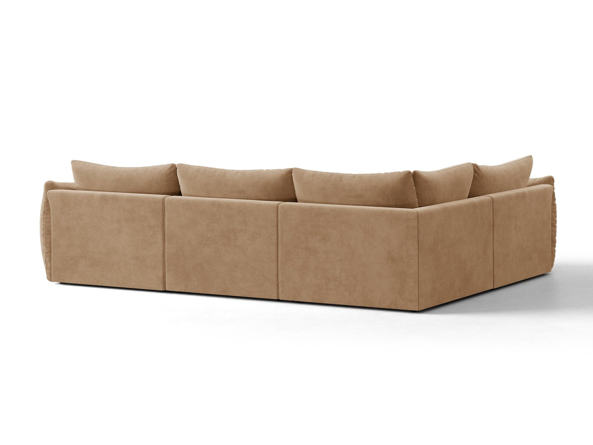 Modulares Ecksofa links Bloom von Micadoni in leichtem Beige, Veloursstoff Casino Pearl, schwarze Kunststoffbeine, tiefe Sitzfläche.