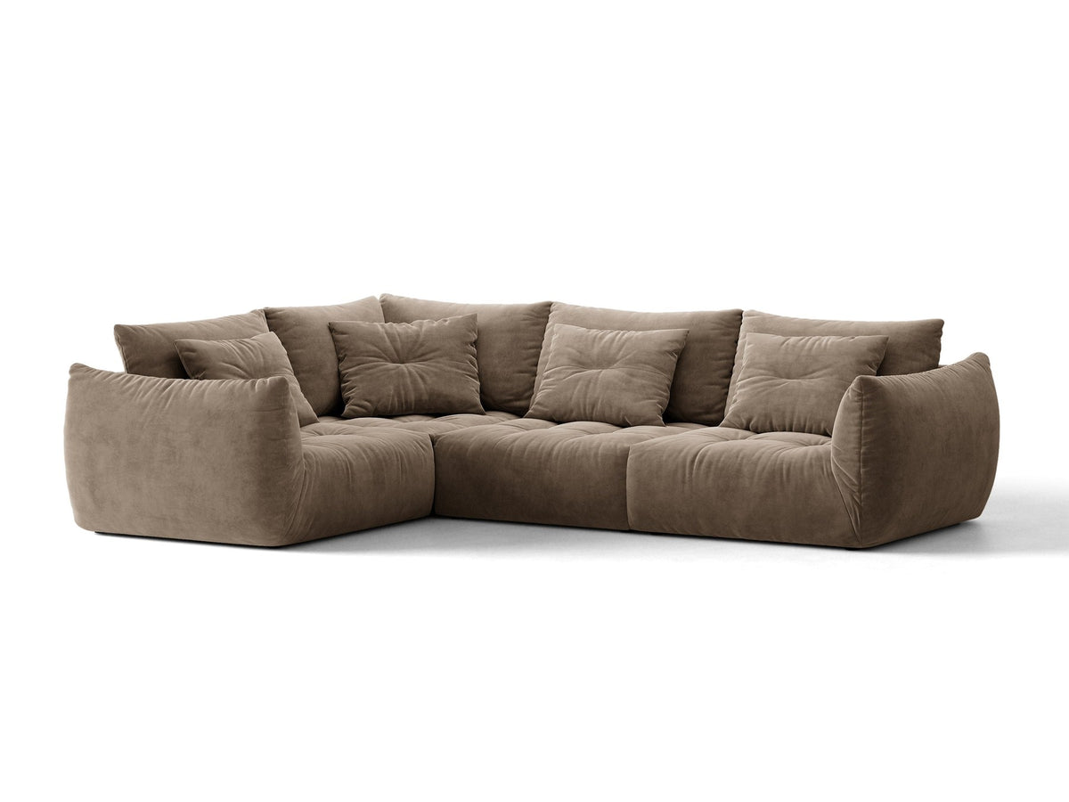 Modulares Ecksofa links Bloom von Micadoni in leichtem Beige, Veloursstoff Casino Pearl, schwarze Kunststoffbeine, tiefe Sitzfläche.