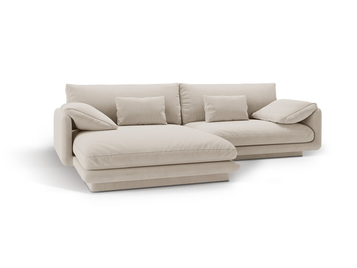 Torino Velour links Ecksofa 4 Sitzer in Ecru-Casino präsentiert im Onlineshop von KAQTU Design AG. L-Sofa links ist von Micadoni