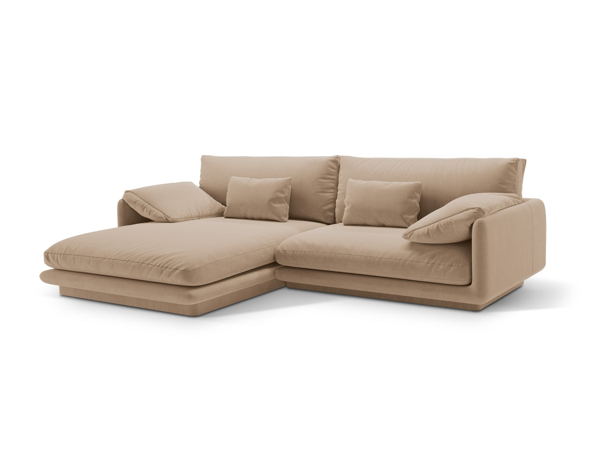Torino Velour links Ecksofa 4 Sitzer in Sand-Casino präsentiert im Onlineshop von KAQTU Design AG. L-Sofa links ist von Micadoni