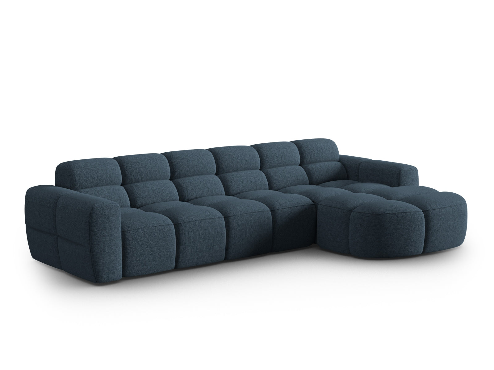 Entdecken Sie das elegante Lisa Ecksofa links 4 Sitzer von Micadoni. Hochwertiger Velours und modernes Design verwandeln Ihr Zuhause in eine Wohlfühloase.
