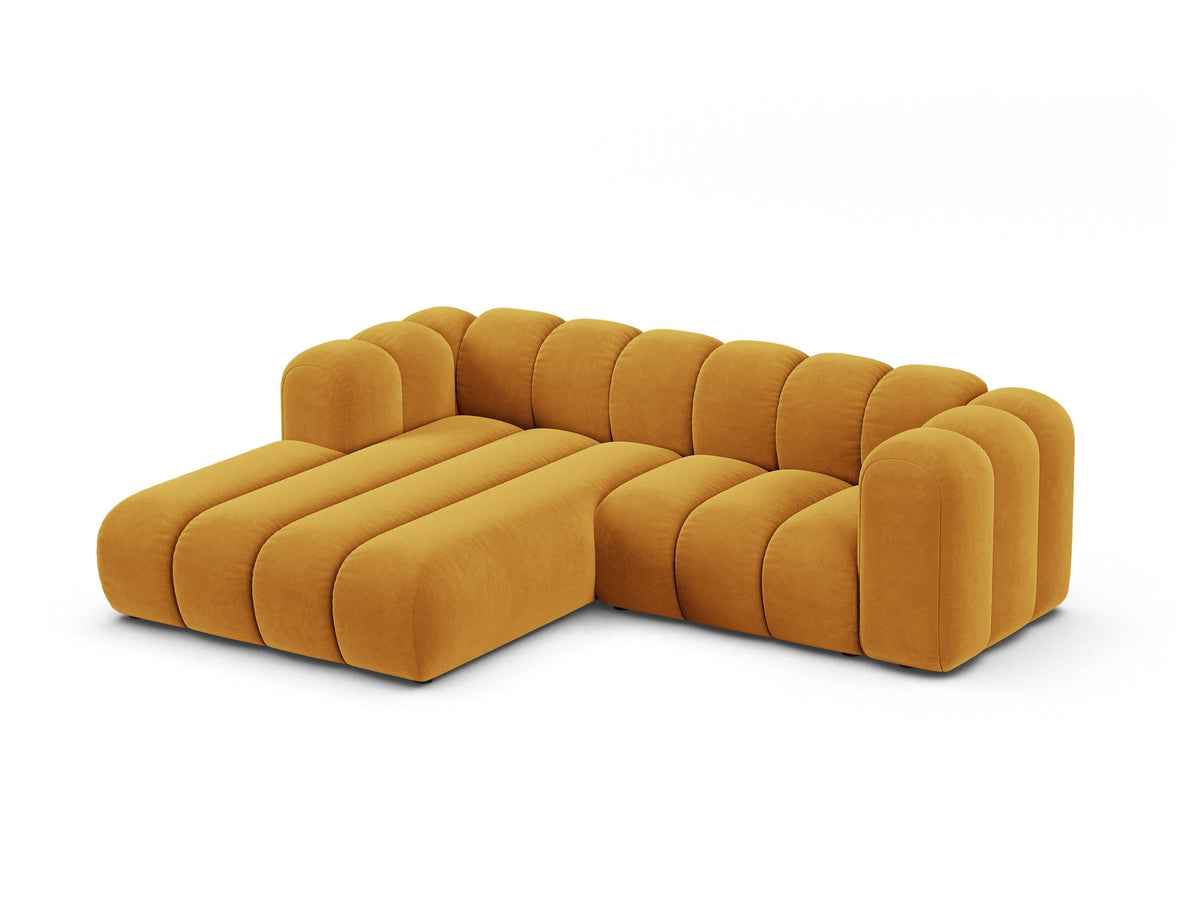 Lupine Linkes Ecksofa von Micadoni in Beige, L-förmiges Ecksofa mit Samtstoff Venus, schwarzen Kunststoffbeinen, Ausrichtung links.