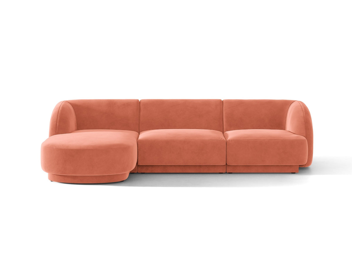 Miley Linkes Ecksofa von Micadoni, L-Sofa links in Dunkelbeige mit Bluvel-Stoffbezug und schwarzen Kunststoffbeinen, Frontalansicht.