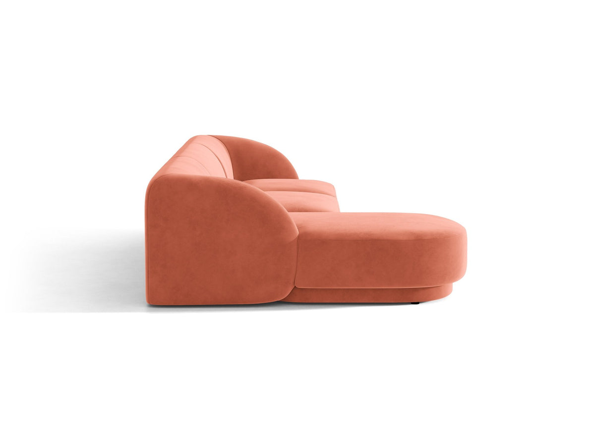 Miley Linkes Ecksofa von Micadoni, L-Sofa links in Dunkelbeige mit Bluvel-Stoffbezug und schwarzen Kunststoffbeinen, Frontalansicht.
