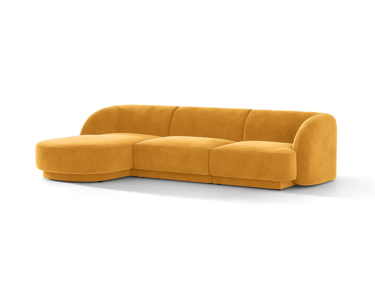 Miley Linkes Ecksofa von Micadoni, L-Sofa links in Dunkelbeige mit Bluvel-Stoffbezug und schwarzen Kunststoffbeinen, Frontalansicht.