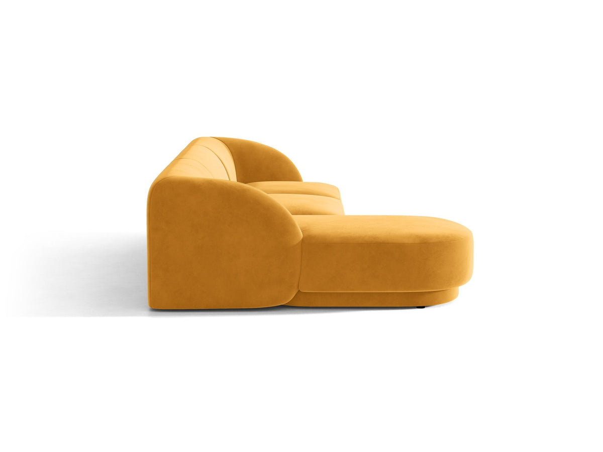 Miley Linkes Ecksofa von Micadoni, L-Sofa links in Dunkelbeige mit Bluvel-Stoffbezug und schwarzen Kunststoffbeinen, Frontalansicht.