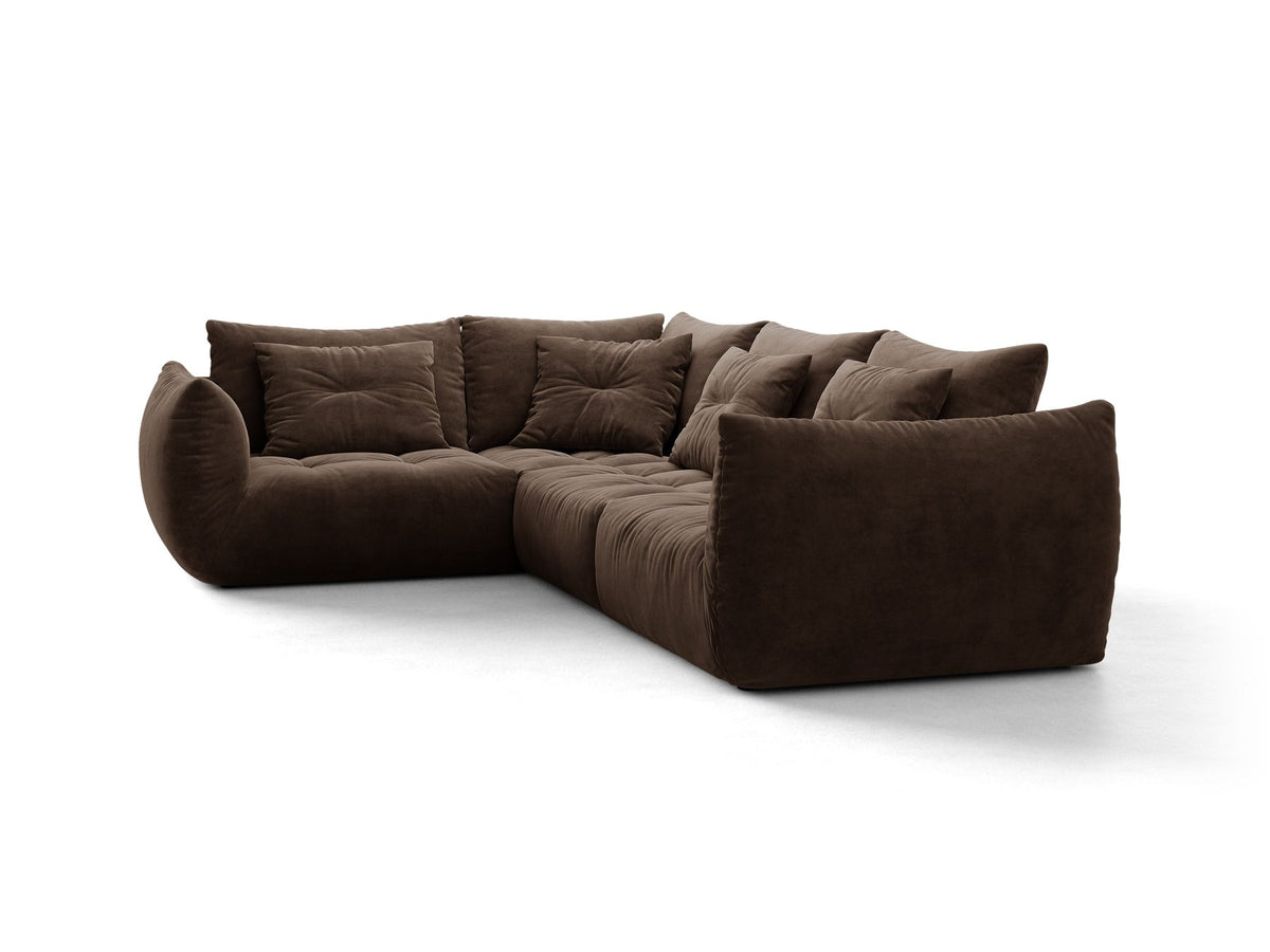 Modulares Ecksofa links Bloom von Micadoni in leichtem Beige, Veloursstoff Casino Pearl, schwarze Kunststoffbeine, tiefe Sitzfläche.