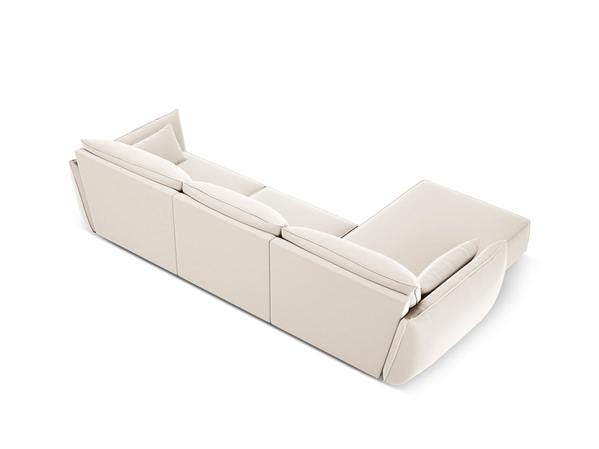 Kaelle Velour Ecksofa links 4 Sitzer in Light Beige-Bluvel präsentiert im Onlineshop von KAQTU Design AG. L-Sofa links ist von Micadoni