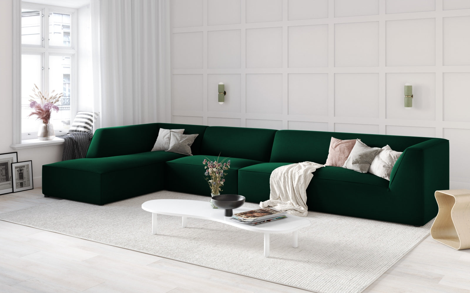 Entdecken Sie das stilvolle Ruby Velour Ecksofa links von Micadoni – ein 5-Sitzer, der Komfort und Eleganz in Ihr Zuhause bringt.