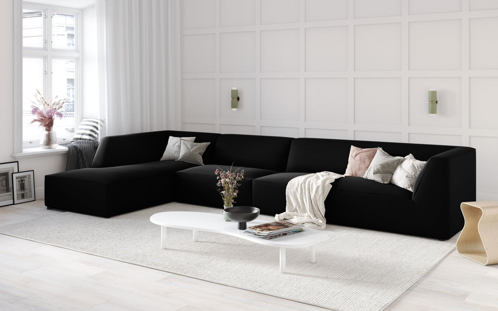 Elegantes Ruby Velour Ecksofa in stilvollem Design, linksseitig, 5-Sitzer, ideal für moderne Wohnräume, präsentiert von Micadoni.