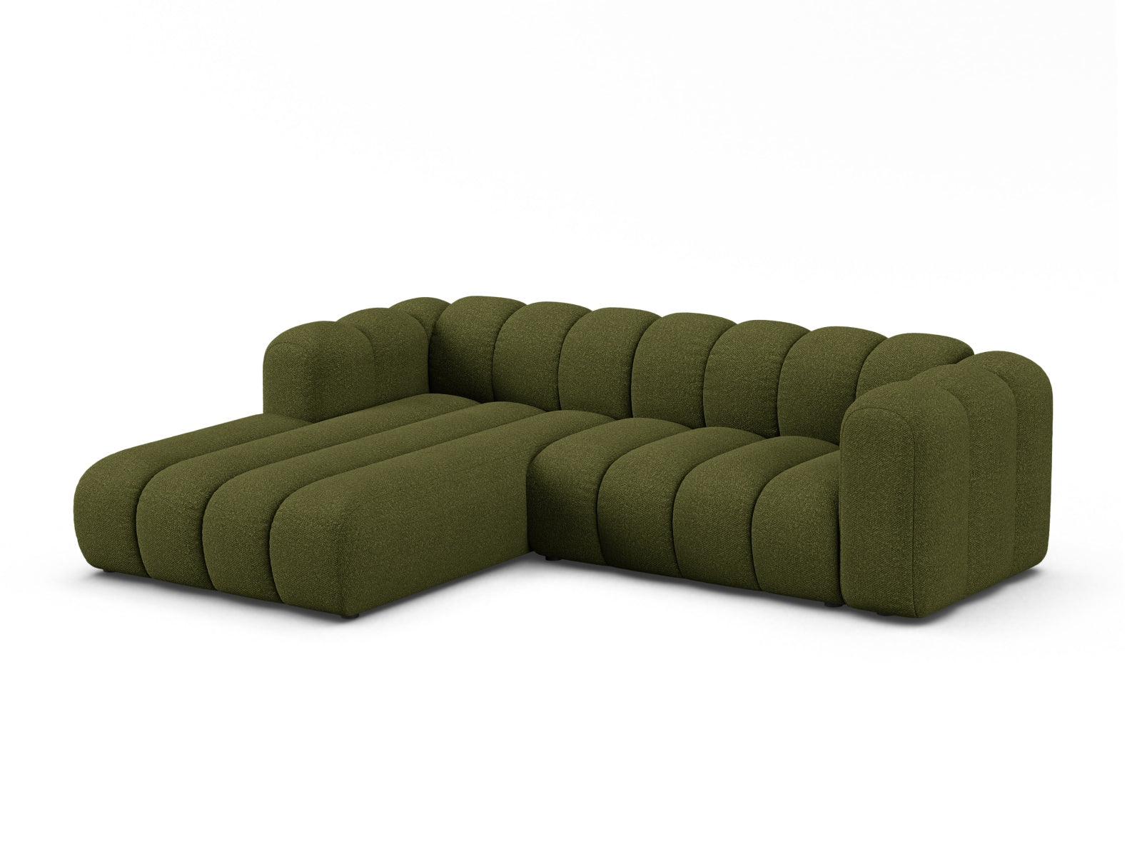 Elegantes Lupine Boucle Ecksofa links in Dunkeloliv, 4-Sitzer, ideal für stilvolle Wohnräume, präsentiert von Micadoni.