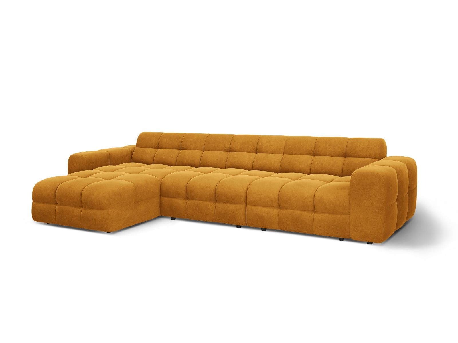 Stilvolles Kendal Velour L-Sofa in warmem Senfgelb, 5-Sitzer mit linksseitiger Armlehne, perfekt für moderne Wohnräume.