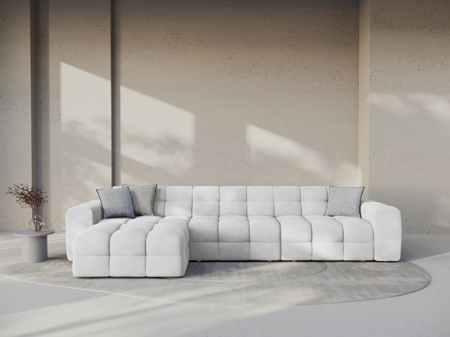 Elegantes Kendal Velour Ecksofa in Hellgrau, 5-Sitzer, linksseitig, ideal für stilvolle Wohnräume, präsentiert von Micadoni.