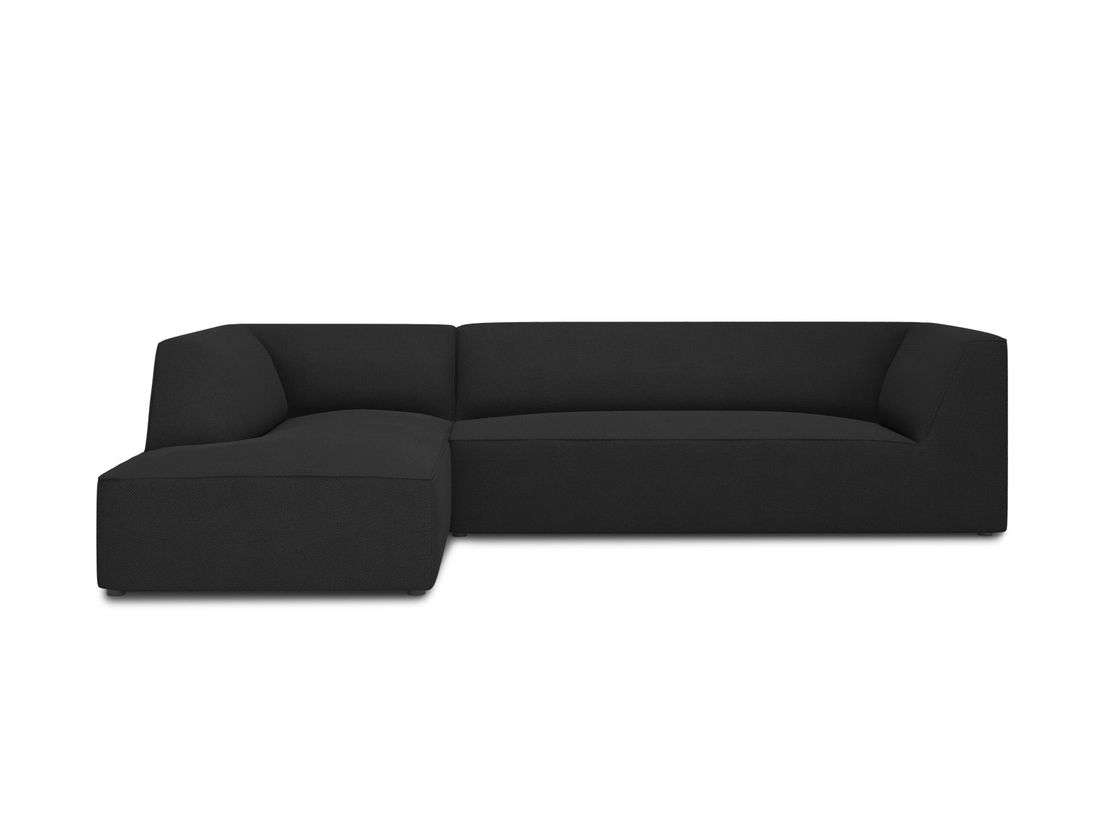 Erleben Sie das Ruby Modulare Ecksofa links 4 Sitzer von Micadoni – ein elegantes, anpassbares Sofa, das Stil, Komfort und praktische Lösungen für Ihr Wohnzimmer bietet.