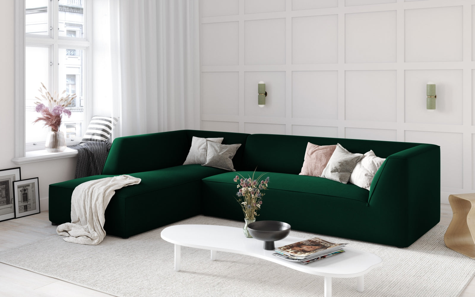 Entdecken Sie das stilvolle Ruby Velour Ecksofa links von Micadoni – ein 4-Sitzer, der Eleganz und Komfort in Ihr Zuhause bringt.