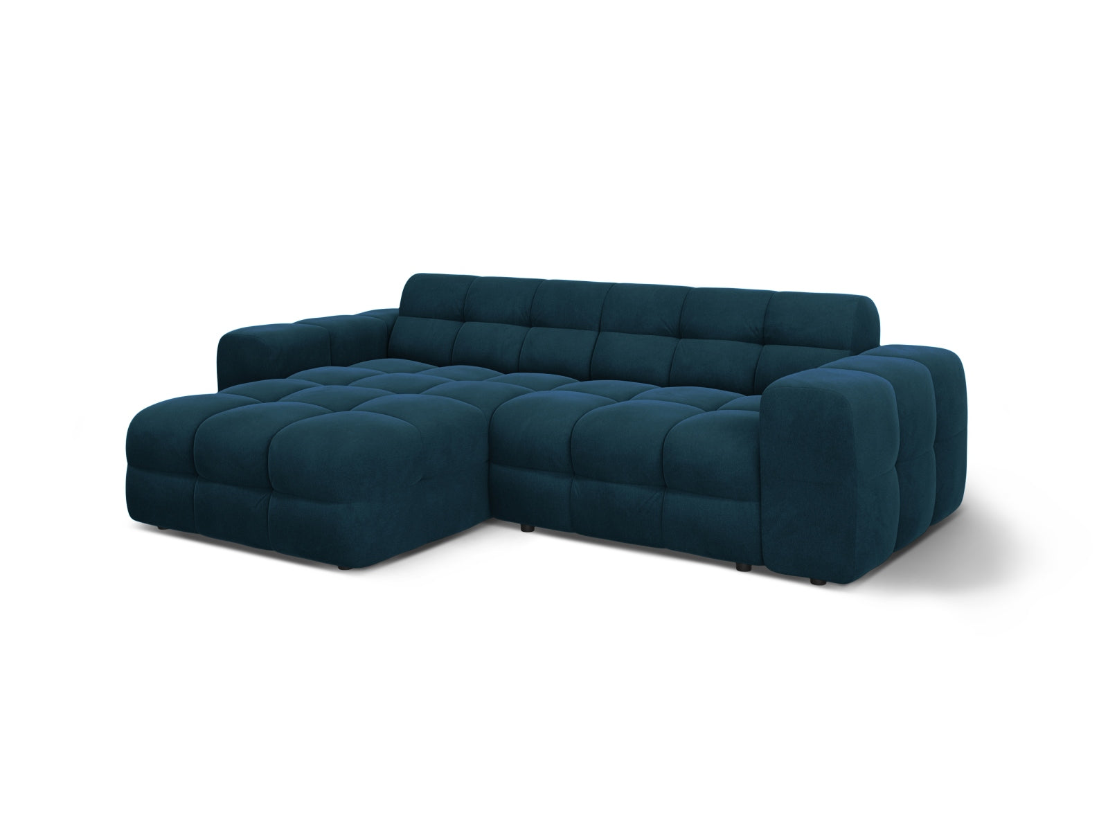 Luxuriöses Kendal Velour L-Sofa in tiefem Blau, perfekt für moderne Wohnzimmer. Geräumiges 4-Sitzer Modell von Micadoni.