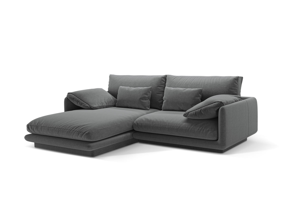 Torino Ecksofa links 3 Sitzer in Dark Grey-Wind präsentiert im Onlineshop von KAQTU Design AG. L-Sofa links ist von Micadoni