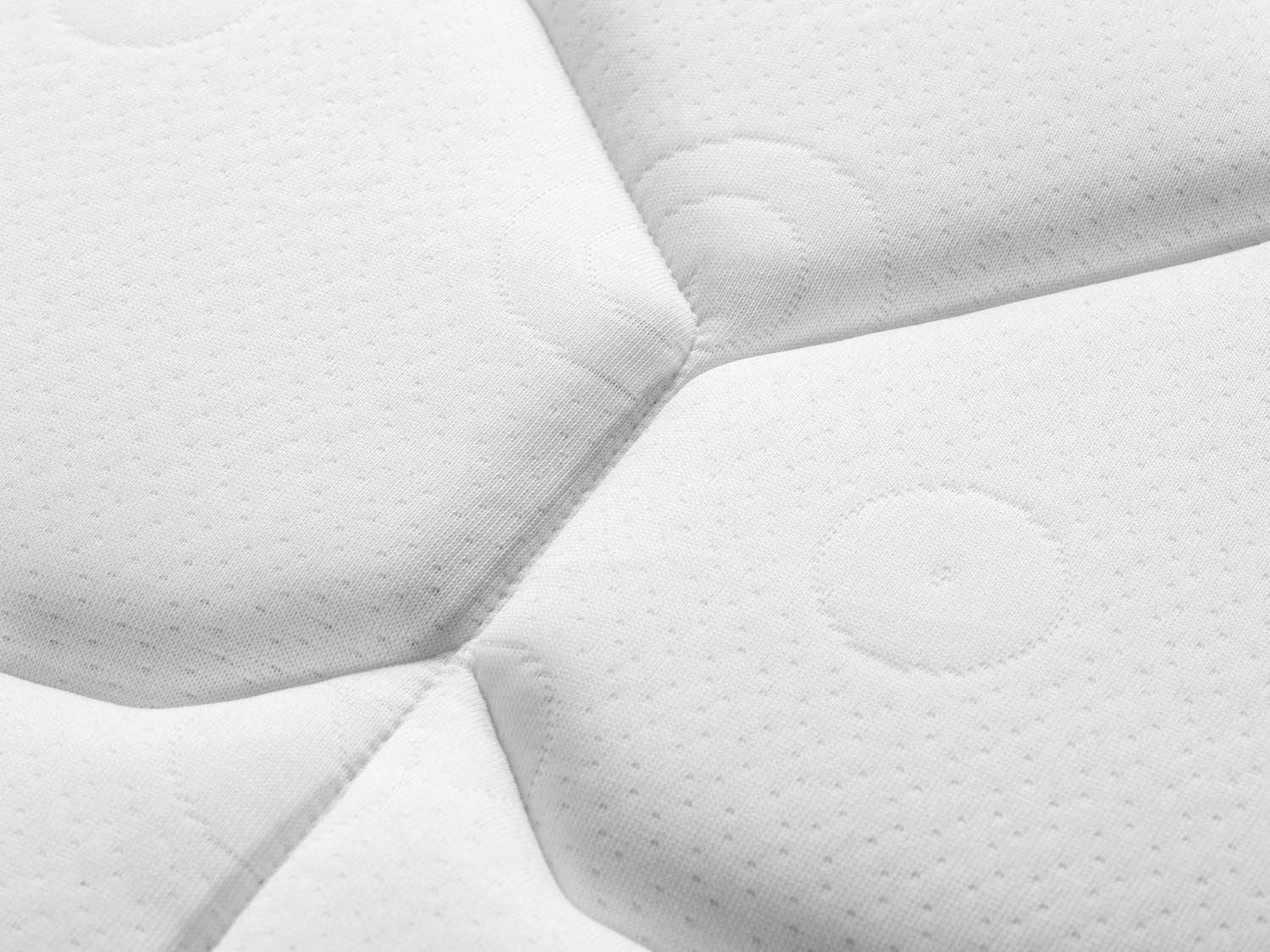 Lorne Foam Matratze in stilvollem Design, kombiniert Komfort und Unterstützung für eine optimale Nachtruhe, erhältlich bei Micadoni.