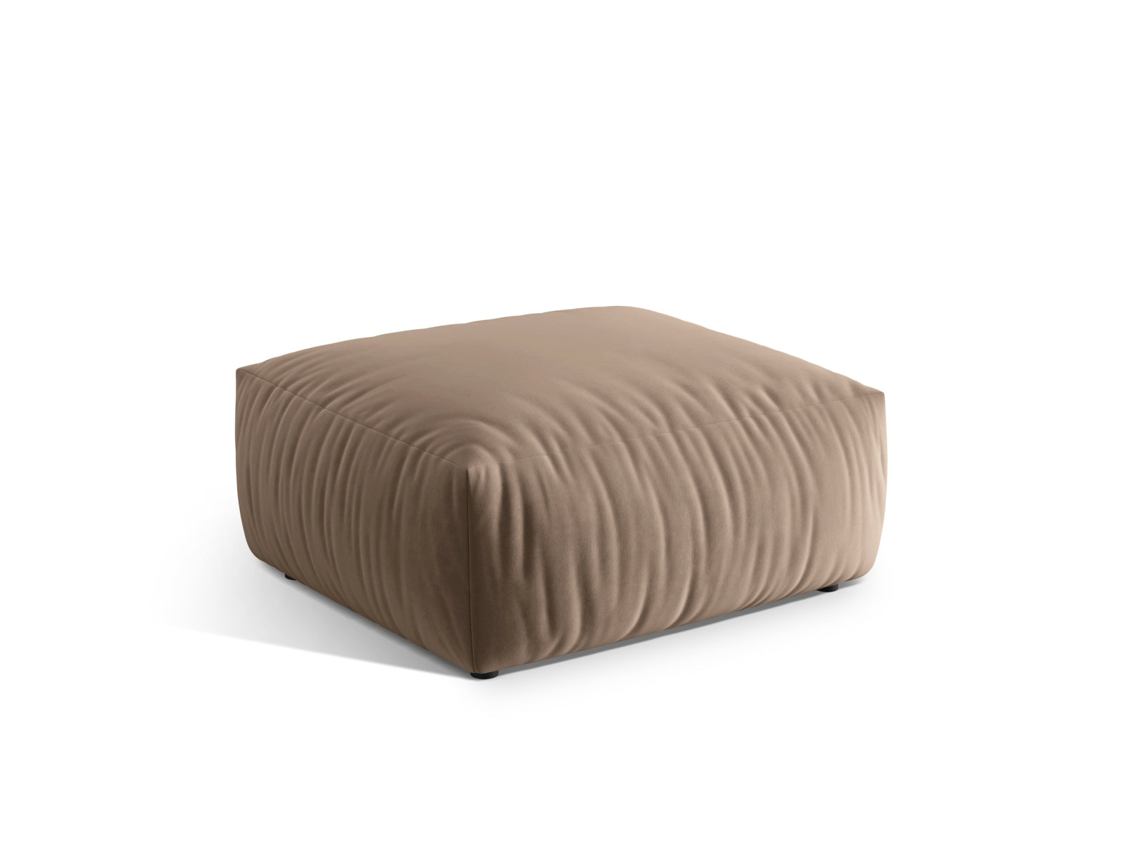 Erleben Sie den Chris Velour Pouf 1 Sitzer von Micadoni – ein eleganter Hocker, der Komfort und Stil in Ihr Zuhause bringt. Perfekt für jedes Interieur!