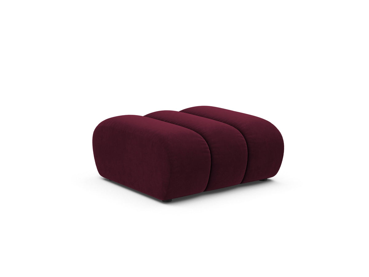 Beiger Pouf Lupine von Micadoni aus Venus-Samtstoff mit kurzen Kunststoffbeinen, quadratische Form, Masse 95x92x43 cm.
