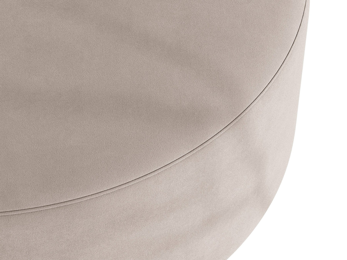 Weisser Pouf Dia von Micadoni mit strukturiertem Bouclé-Stoff, quadratischer Form und niedrigen Beinen aus Polypropylen.