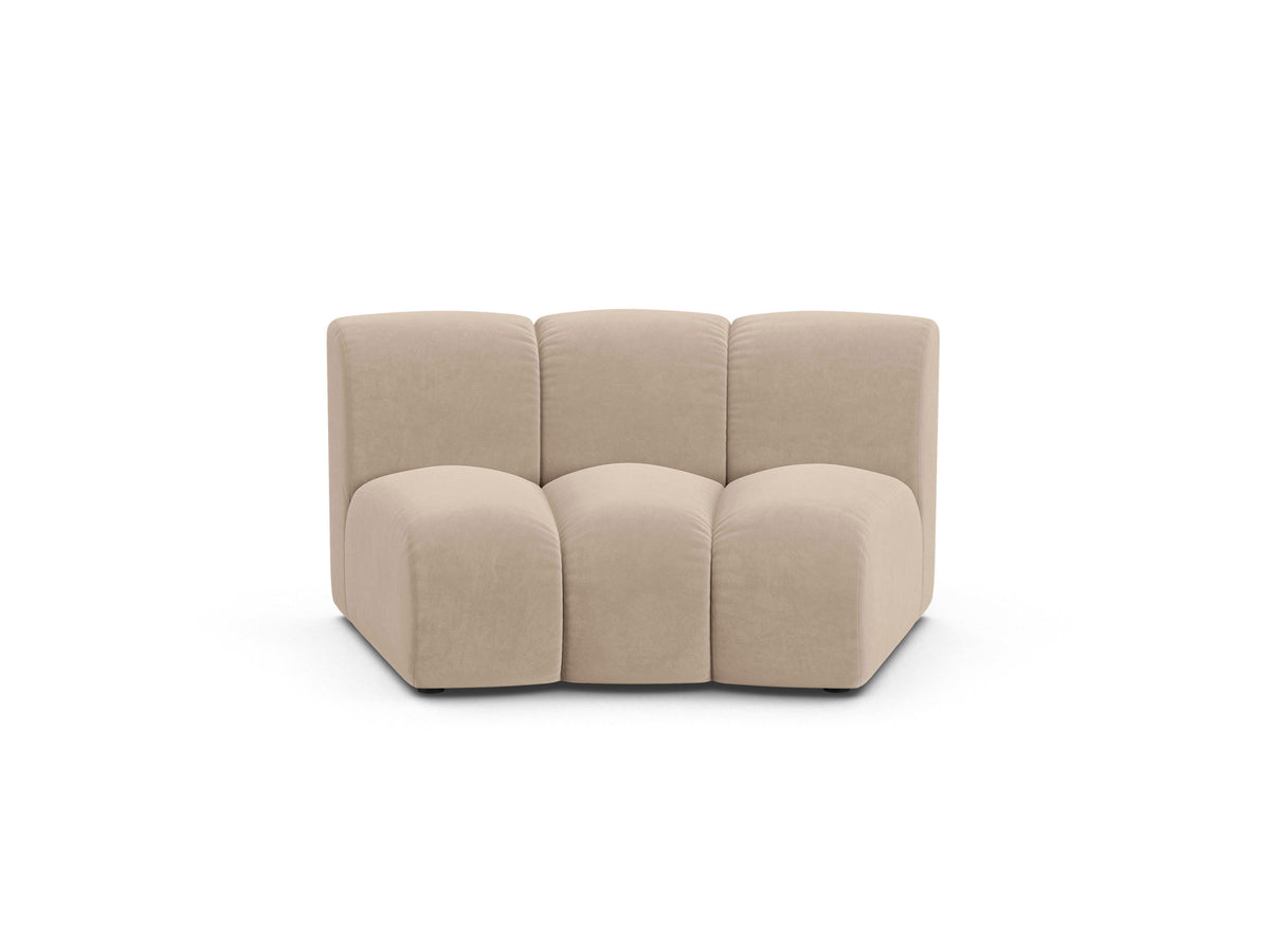 Armloses Sofamodul Lupine von Micadoni in leichtem Beige mit Samtbezug Venus, schwarzen Kunststoffbeinen und gepolsterter Rückenlehne.