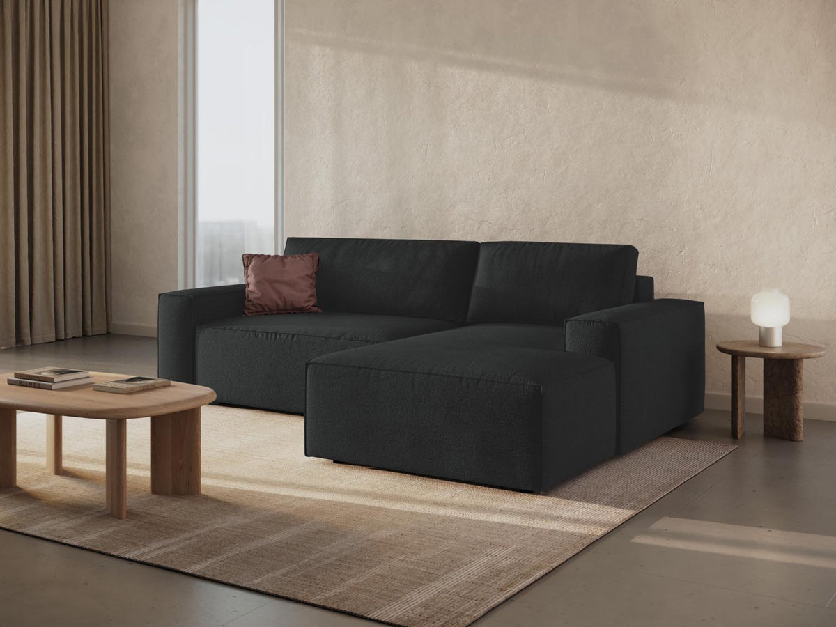 Jodie Boucle Ecksofa rechts mit Schlaffunktion und Stauraumbox 3 Sitzer in Black-Baloo präsentiert im Onlineshop von KAQTU Design AG. Bettsofa rechts ist von Micadoni