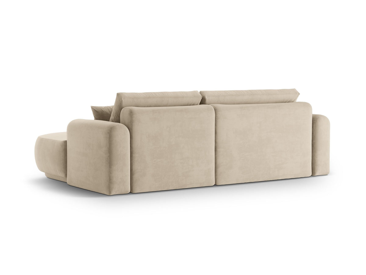Ecksofa in Leichtes Beige mit Veloursbezug, ausgeklappter Bettfunktion, Stauraumfach und schwarzen Kunststoffbeinen von Micadoni.