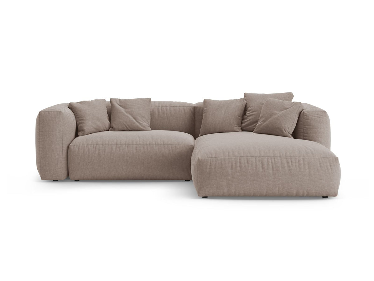4-Sitzer Ecksofa rechts mit Schlaffunktion Martina in Dark Beige-Boston präsentiert im Onlineshop von KAQTU Design AG. Bettsofa rechts ist von Micadoni