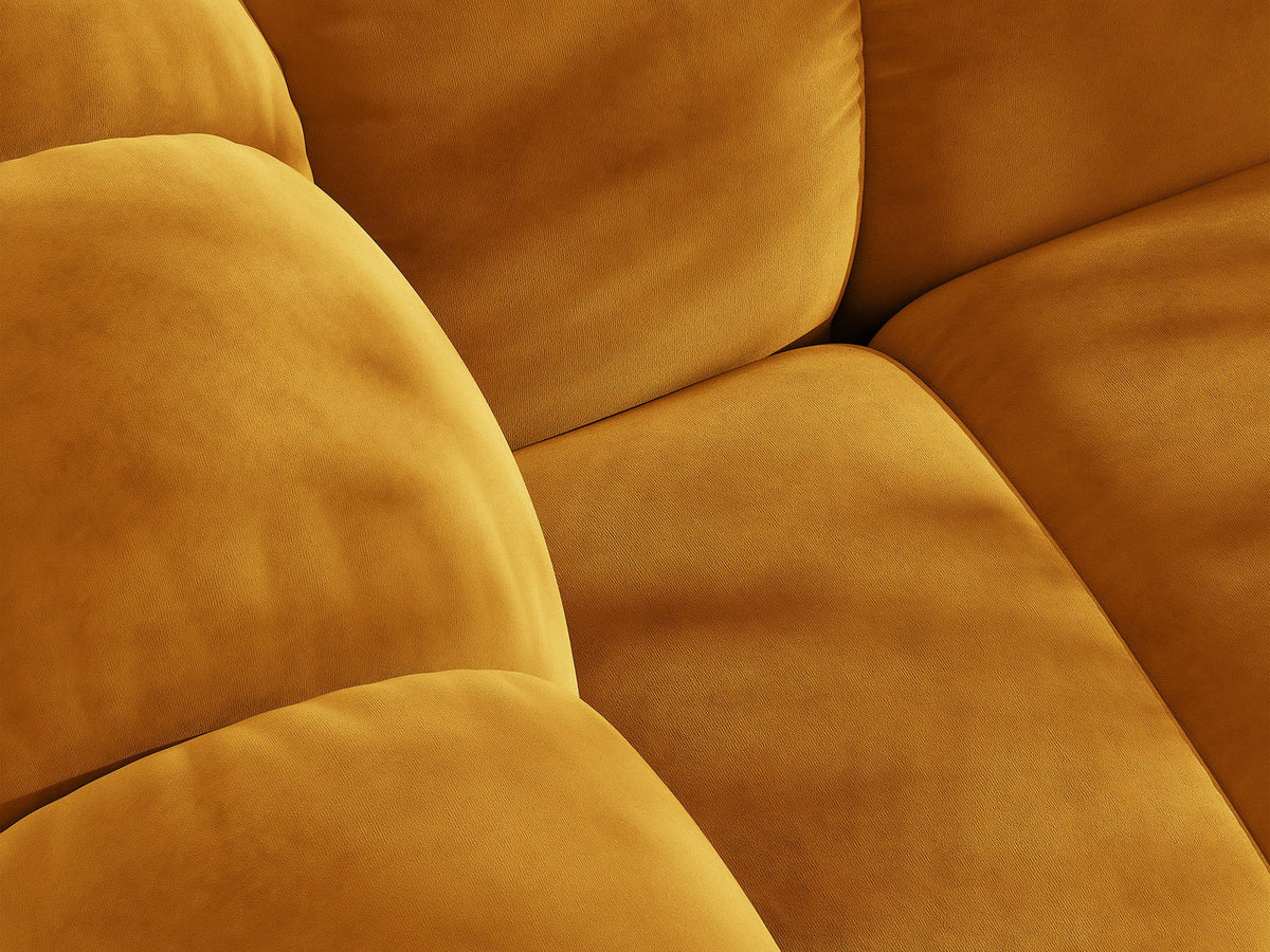 Beiges Ecksofa Lupine von Micadoni mit rechter Ausrichtung, Stoffbezug Eden Pearl, schwarzen Kunststoffbeinen und integriertem Bettkasten.