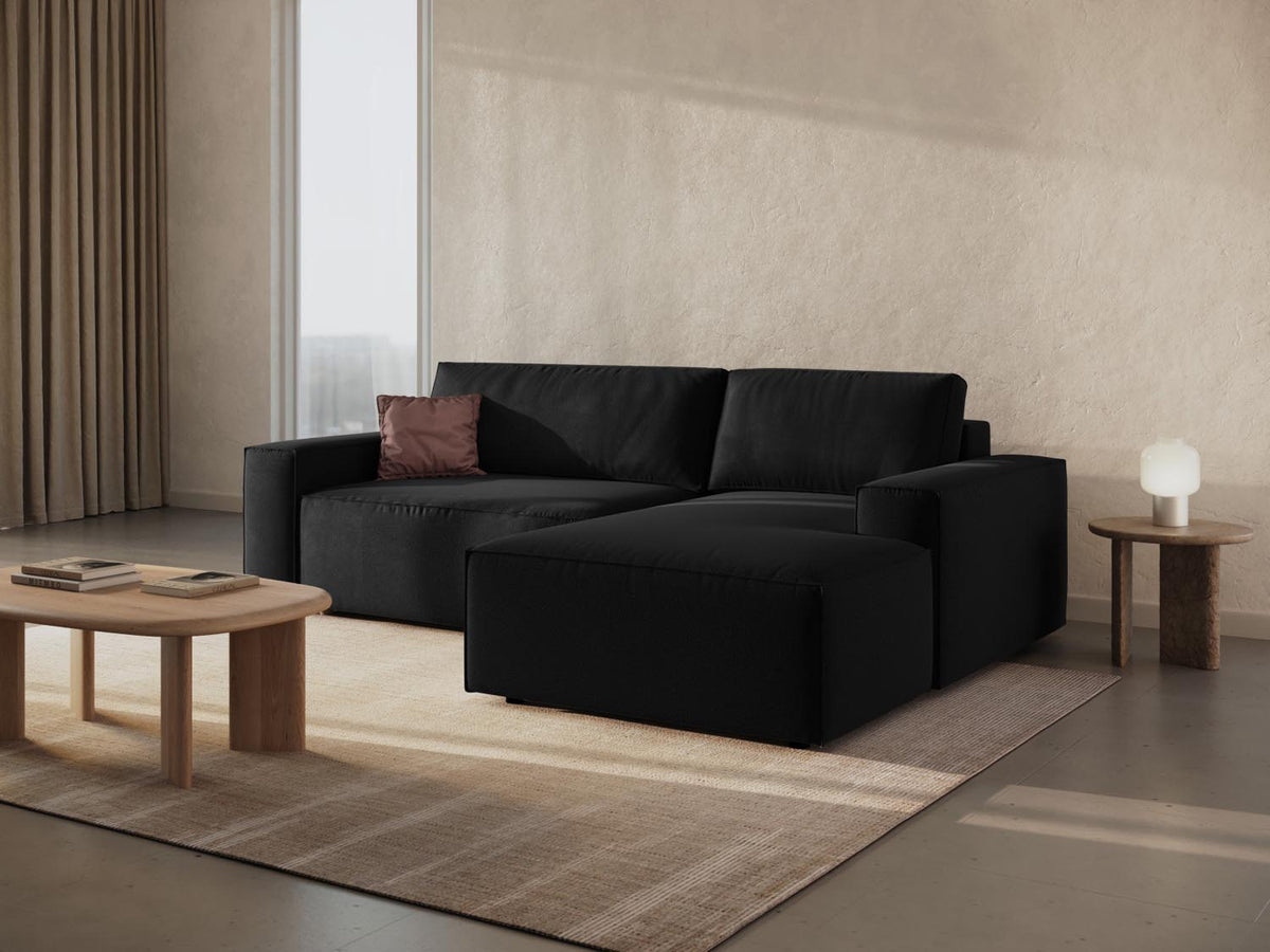 Jodie Ecksofa rechts mit Schlaffunktion und Stauraumbox 3 Sitzer in Black-Megan präsentiert im Onlineshop von KAQTU Design AG. Bettsofa rechts ist von Micadoni