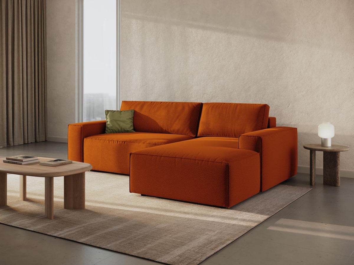 Jodie Ecksofa rechts mit Schlaffunktion und Stauraumbox 3 Sitzer in Terracotta-Megan präsentiert im Onlineshop von KAQTU Design AG. Bettsofa rechts ist von Micadoni