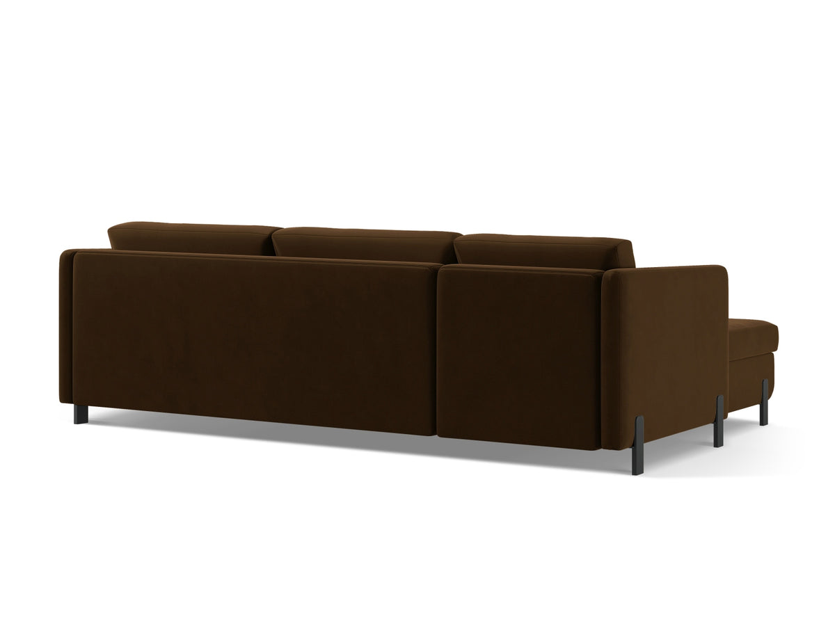 Gloria Velour Ecksofa rechts mit Schlaffunktion und Stauraum 4 Sitzer in Chocolate-Salvador präsentiert im Onlineshop von KAQTU Design AG. Bettsofa rechts ist von Micadoni