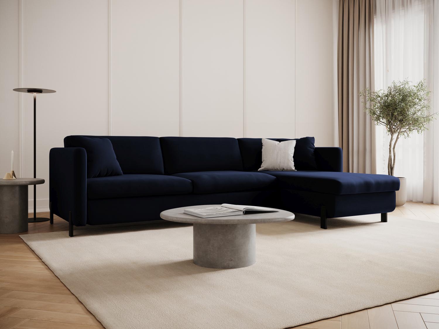 Elegantes Gloria Velour Ecksofa in Royal Blue, rechts mit Schlaffunktion und Stauraum, ideal für stilvolle Wohnräume.
