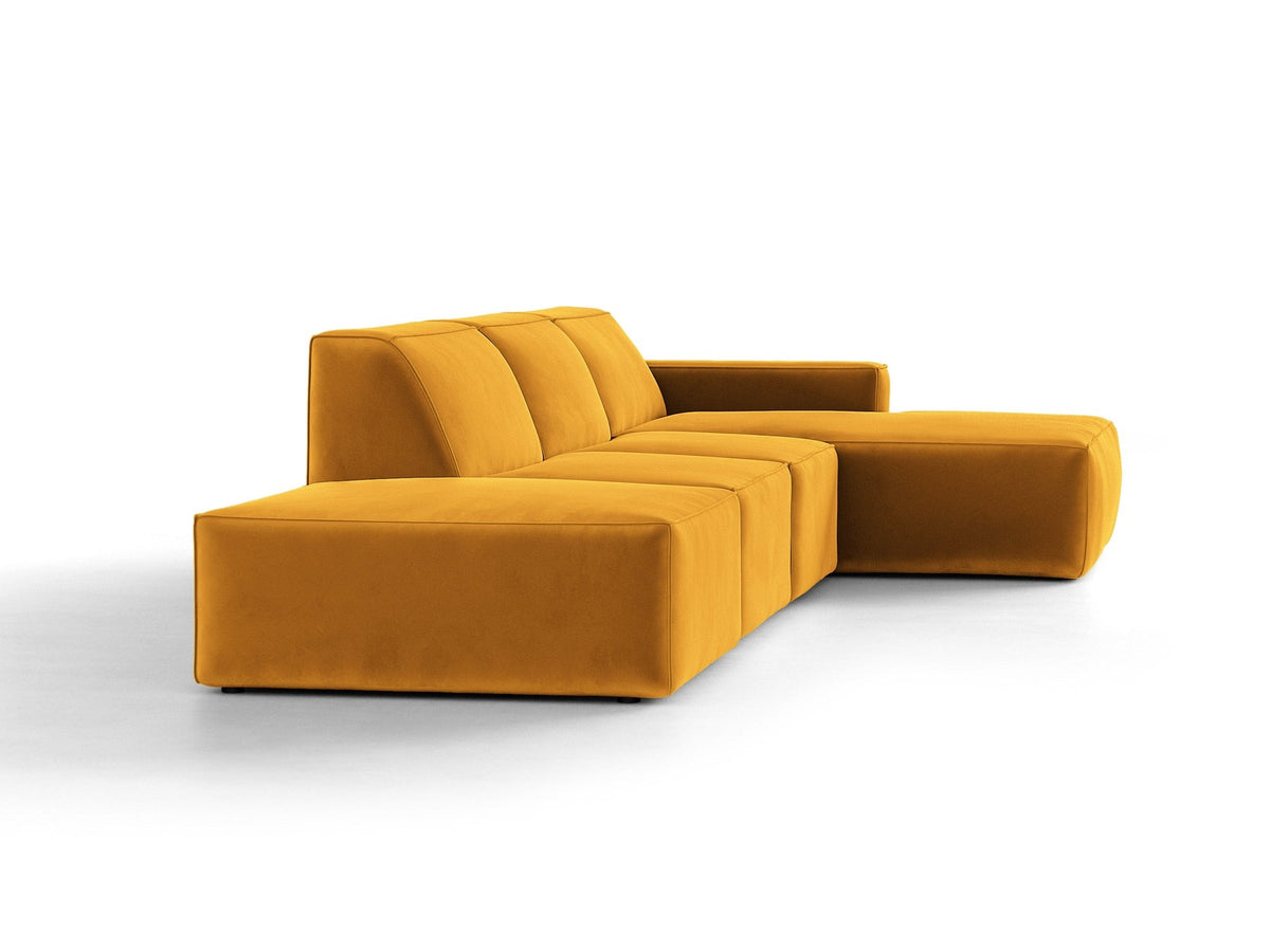 Ecksofa rechts Jodie von Micadoni in Leichtes beige mit Samtstoff-Bezug Venus, modulare Bauweise und schwarzen Kunststoffbeinen.