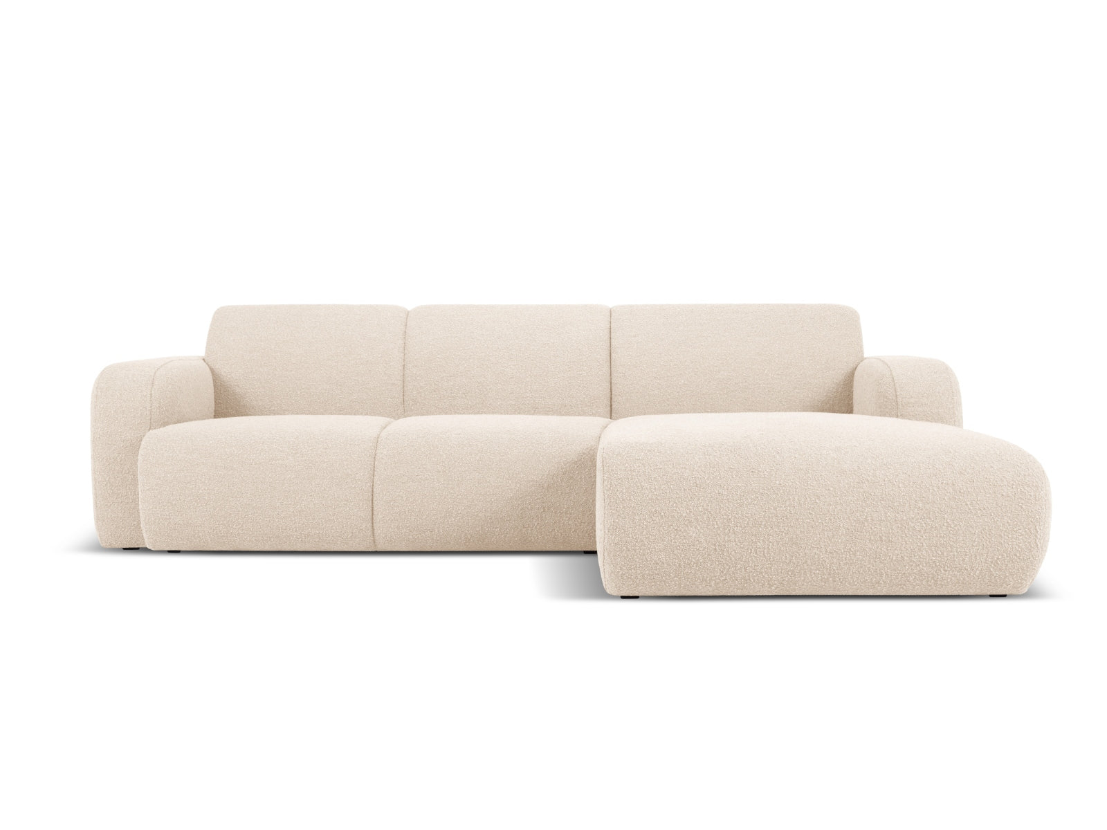 Molino Boucle Ecksofa rechts 4 Sitzer in Beige präsentiert im Onlineshop von KAQTU Design AG. Ecksofa rechts ist von Micadoni