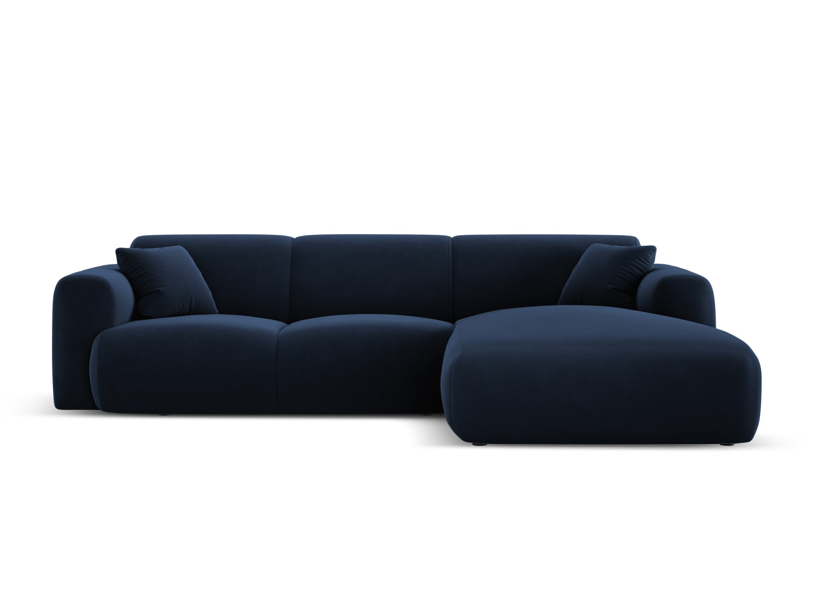 Elegantes Molino Velour Ecksofa in Royal Blue, 4-Sitzer, rechtsseitig, ideal für stilvolle Wohnräume, von Micadoni.