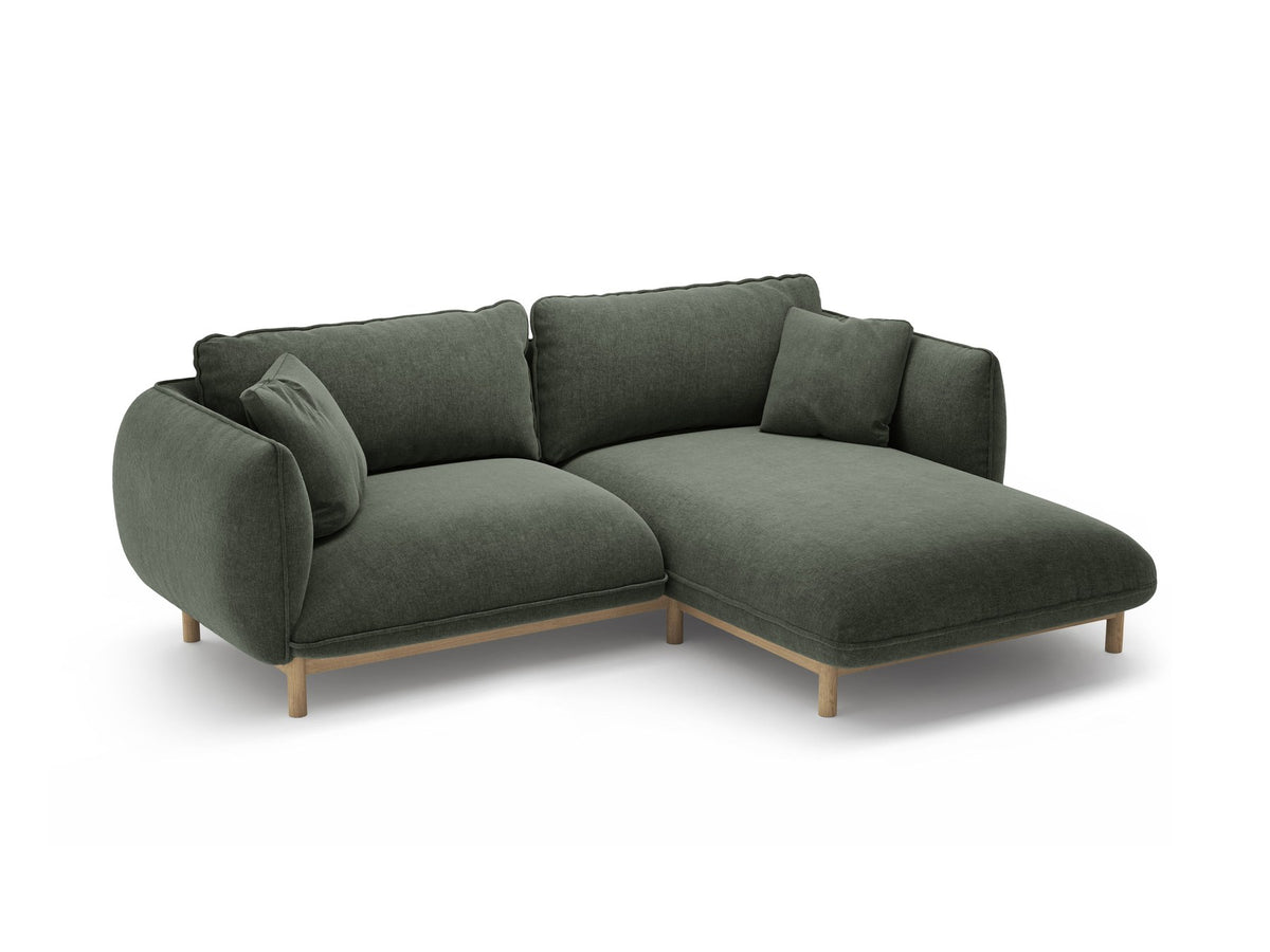 Foto des Ada Linkes Ecksofa von Micadoni in Mandel beige: L-Sofa mit rundem Armlehnen-Design, Buchenholzbeinen und Velours-Bezug Casino Lion.
