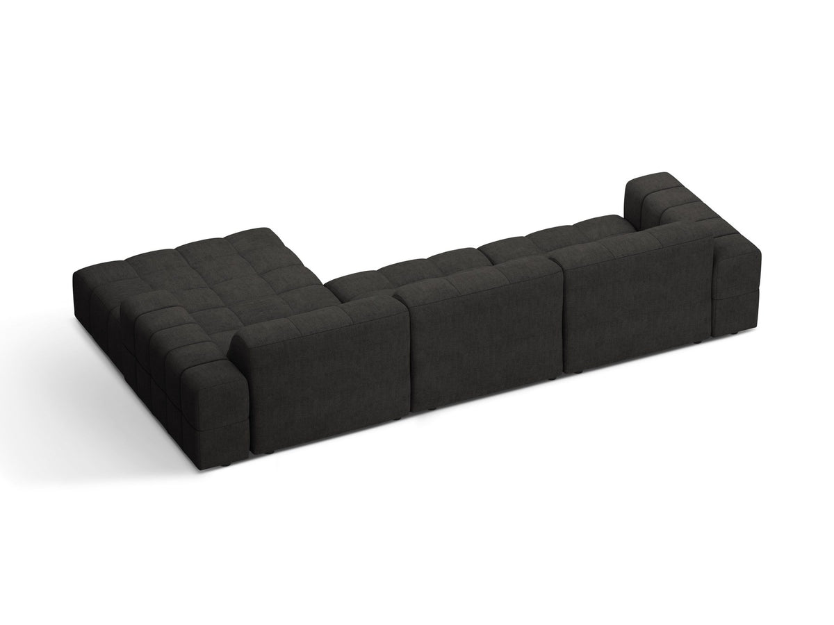Ecksofa Jennifer von Micadoni in leichtem Beige, L-Form mit rechter Ausrichtung, Bluvel-Stoff und schwarzen Kunststoffbeinen.