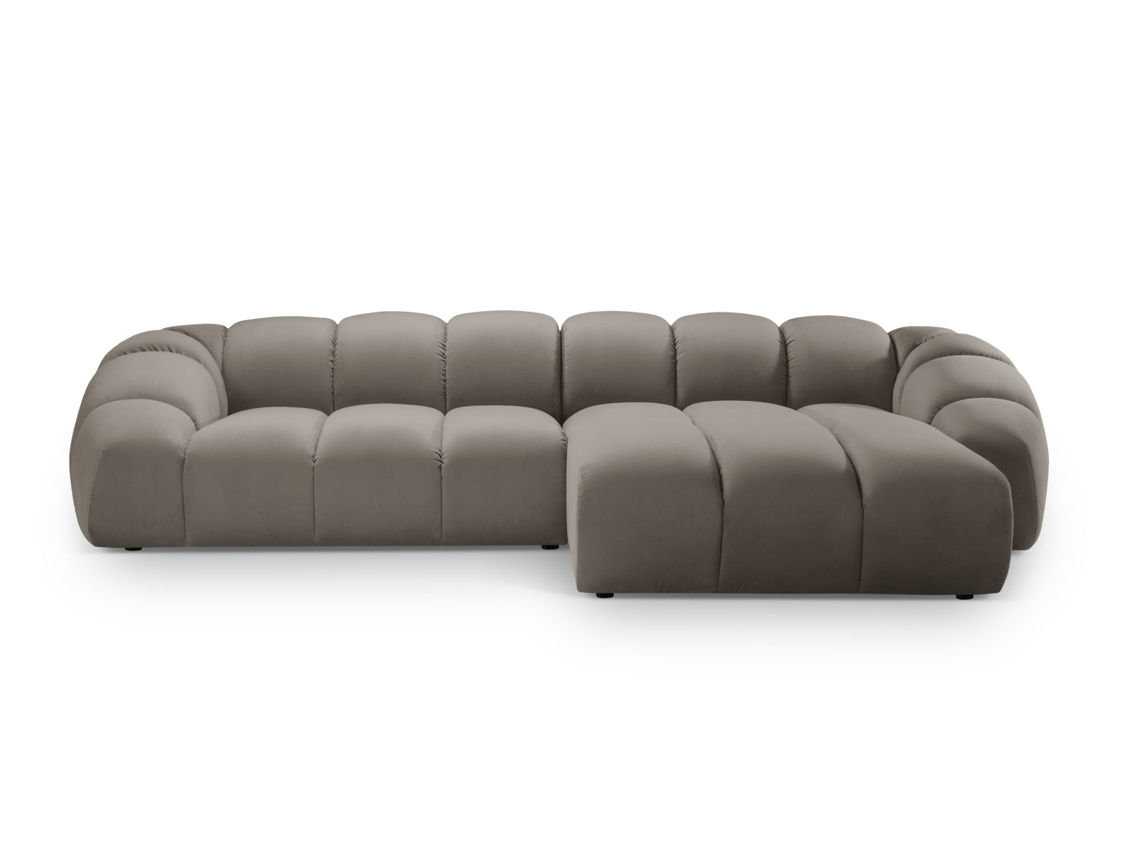 Diana Velour Ecksofa rechts 4 Sitzer in Grey Brown präsentiert im Onlineshop von KAQTU Design AG. Ecksofa rechts ist von Micadoni