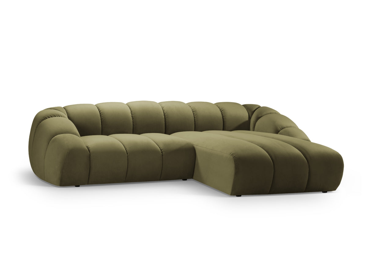 Diana Velour Ecksofa rechts 4 Sitzer in Green-Salvador präsentiert im Onlineshop von KAQTU Design AG. L-Sofa rechts ist von Micadoni