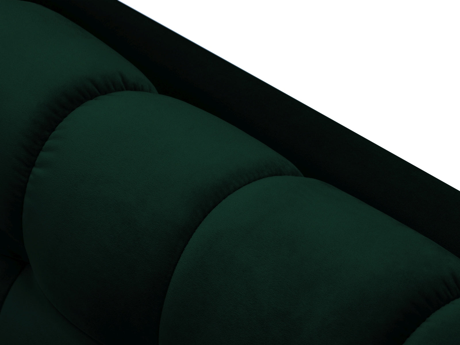 Elegantes Mamaia Velour Ecksofa in tiefem Flaschengrün, 5-Sitzer, ideal für stilvolle und komfortable Wohnräume.