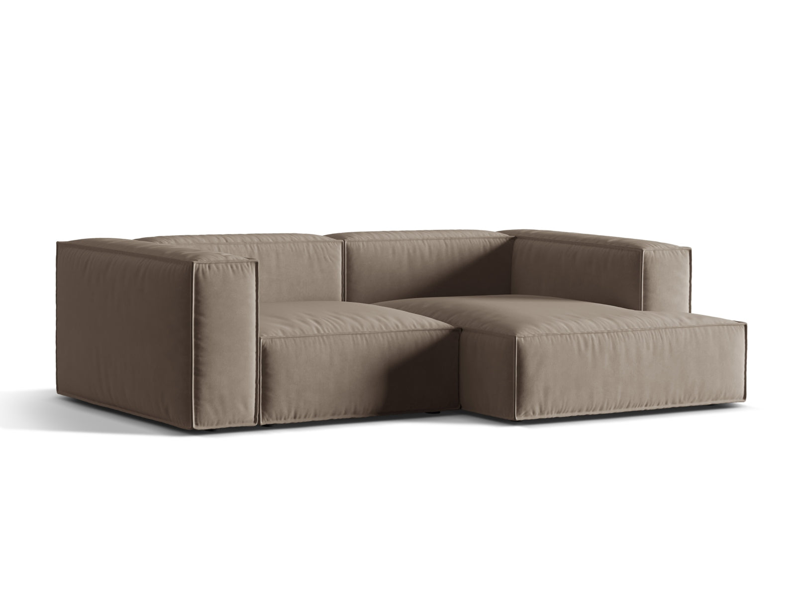 Elegantes Nuria Velour Ecksofa in Warm Grey, 3-Sitzer, modular und rechtsseitig, ideal für stilvolle Wohnräume von Micadoni.