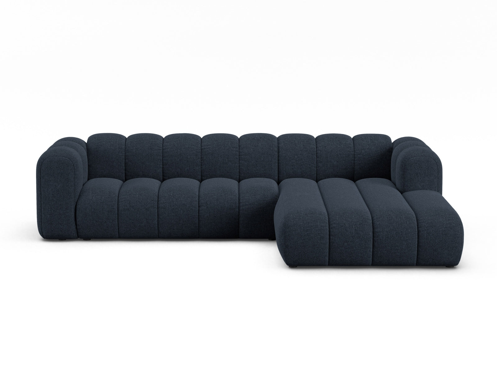 Elegantes, modernes Ecksofa von Micadoni in Navy Blue-Eden, ideal für stilvolle Wohnräume und gesellige Abende mit Freunden.