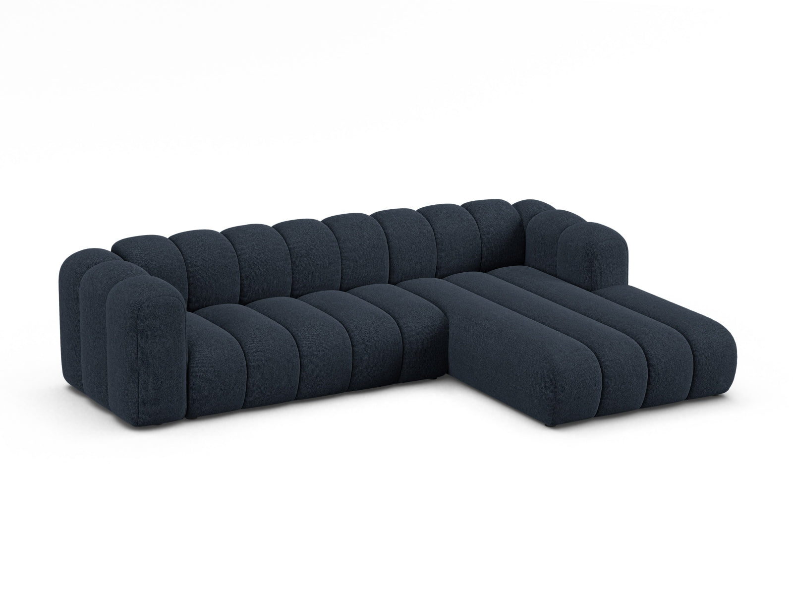 Stylisches, komfortables 4-Sitzer Ecksofa von Micadoni in Navy Blue-Eden, perfekt für entspannte Stunden und gesellige Zusammenkünfte.